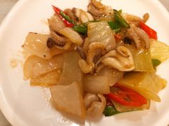 -浅深(世茂滨江精品店)