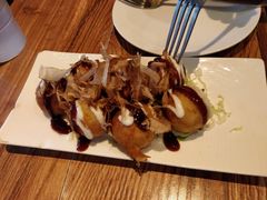 -玛格萝妮(汇智国际商业中心店)