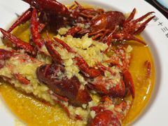 金牌蒜香龙虾-叶派龙虾•招牌香辣蟹·海鲜(中海国际店)