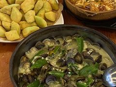 -御霞苑泥烩鸡休闲农庄