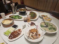 -梅利汴京烤鸭•开封豫菜地标店(东大街店)