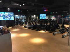 -VLines耀能运动24小时·月付制健身(京广桥店)