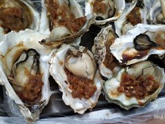 烤生蚝-老青岛海鲜烧烤大排档