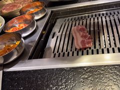 -臻牛烤肉