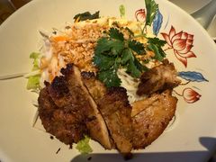 -大头虾越式风味餐厅(光明广场店)