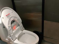 -快乐大桶水养生足浴SPA(前兴路店)
