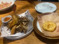 -头上红煨盐鸡·非遗院子餐厅