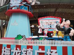-梅龙镇广场