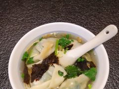 荠菜鲜笋馄饨-蝴蝶里·粤菜·点心(滨江龙湖店)