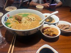 -李犟大爆鳝面·手工蟹黄包(湖滨西湖店)