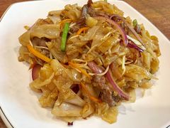 牛肉炒陈村粉-正德顺順德雙皮奶(中信店)
