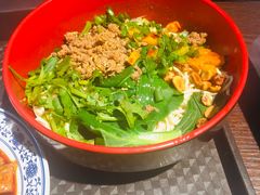 -爆炸头阿姨小四川正宗川味小吃(无任何分店)