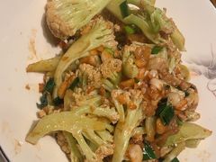 -爱碗亭·鲜炒湖南菜(壹城中心店)
