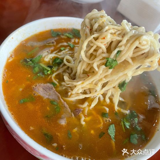 李记牛肉馆(人民中路店)