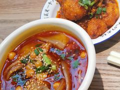 -成都你六姐·牛肉冒菜(上海环宇荟店)