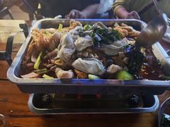 -后街佬·炭火鲜鱼杂(南城店)