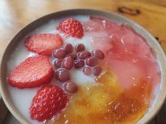 -桥香园过桥米线(国贸店)