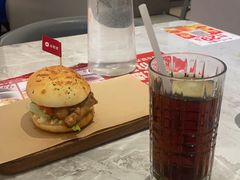 -必胜客(华邦银泰店)