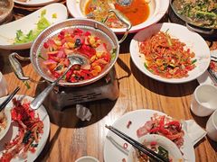 -爱碗亭·鲜炒湖南菜(壹城中心店)