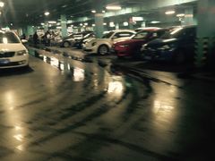 -欧尚超市苏州店停车场(金鸡湖路店)
