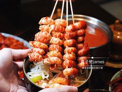 小龙虾拌面-菲住布渴酒店自助餐厅(阿里巴巴西溪园区店)