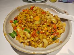 -客家大院·非遗赣南客家菜(郁孤台店)