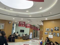 -雅悦齿科(顾村公园店)