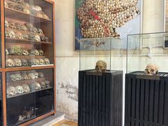 -吐斯廉屠杀博物馆