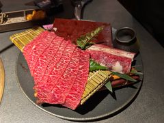 -铭牛烧肉·和牛海鲜自助(高新月牙湖店)