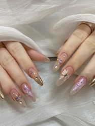 -Fanni美甲美睫皮肤管理