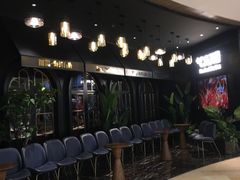 等位区-加餐海鲜自助(宝龙一城店)