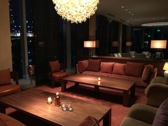 -广州柏悦酒店·悦吧·顶楼露天酒吧