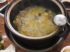 -15年老字号鑫鑫猪肚鸡·椰子鸡海南火锅(兴隆华侨农场店)