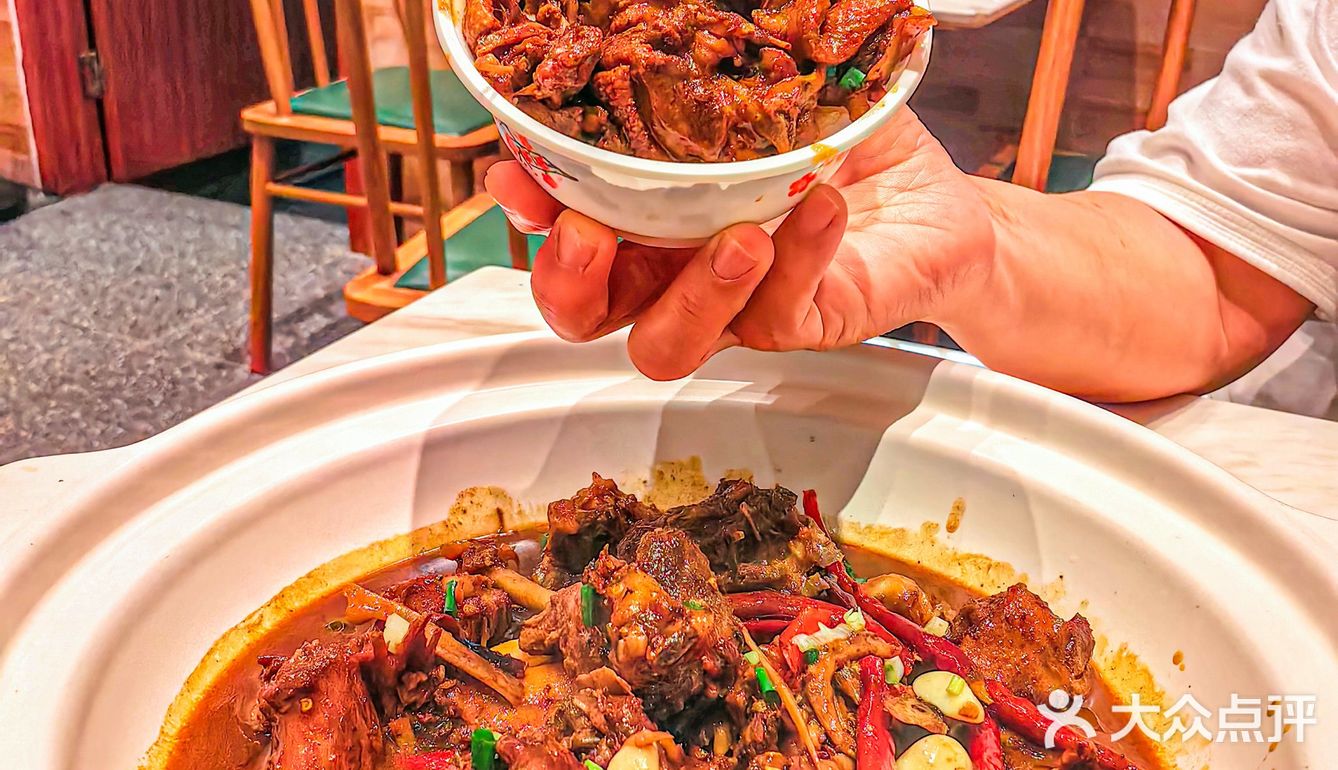 为了这口烧鸭子🦆从武昌特地来汉口❗