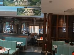 -阿瓦山寨·湘菜现炒·剁椒鱼头王(咸阳总店)
