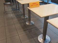 大堂-麦当劳(世贸店)