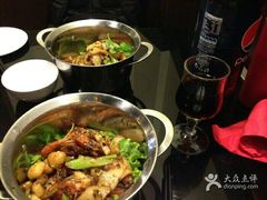 -锅色天香(巴士底区店)