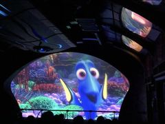 -海底巡游艇:尼莫和好友的海洋世界