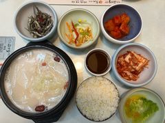 -益百岁牛尾汤(香山路店)