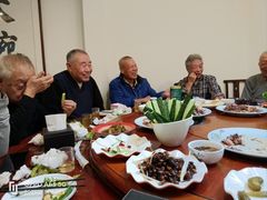 -聚首堂·特色小吃·肘子(什刹海德胜门店)