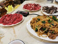 -粤潮牛肉火锅店(江南大道店)