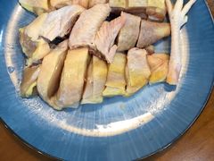 -老何家后安粉·糟粕醋海鲜火锅(三亚湾椰梦长廊店)