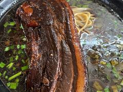 -小龙大肉面馆