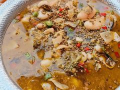 -有红鸡毛店·川菜(建设路店)