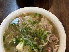 -鸿记越南牛鸡粉