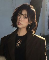 -十六番发型师事务所