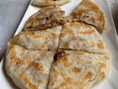羊肉馅饼-那达慕蒙古风味酒楼