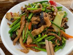 蒜苔肉丝-大邑李记肥肠血旺