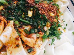 经典油泼面-面尚香关中面馆(盛龙广场总店)