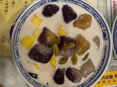 -广信牛奶甜品世家(台东店)